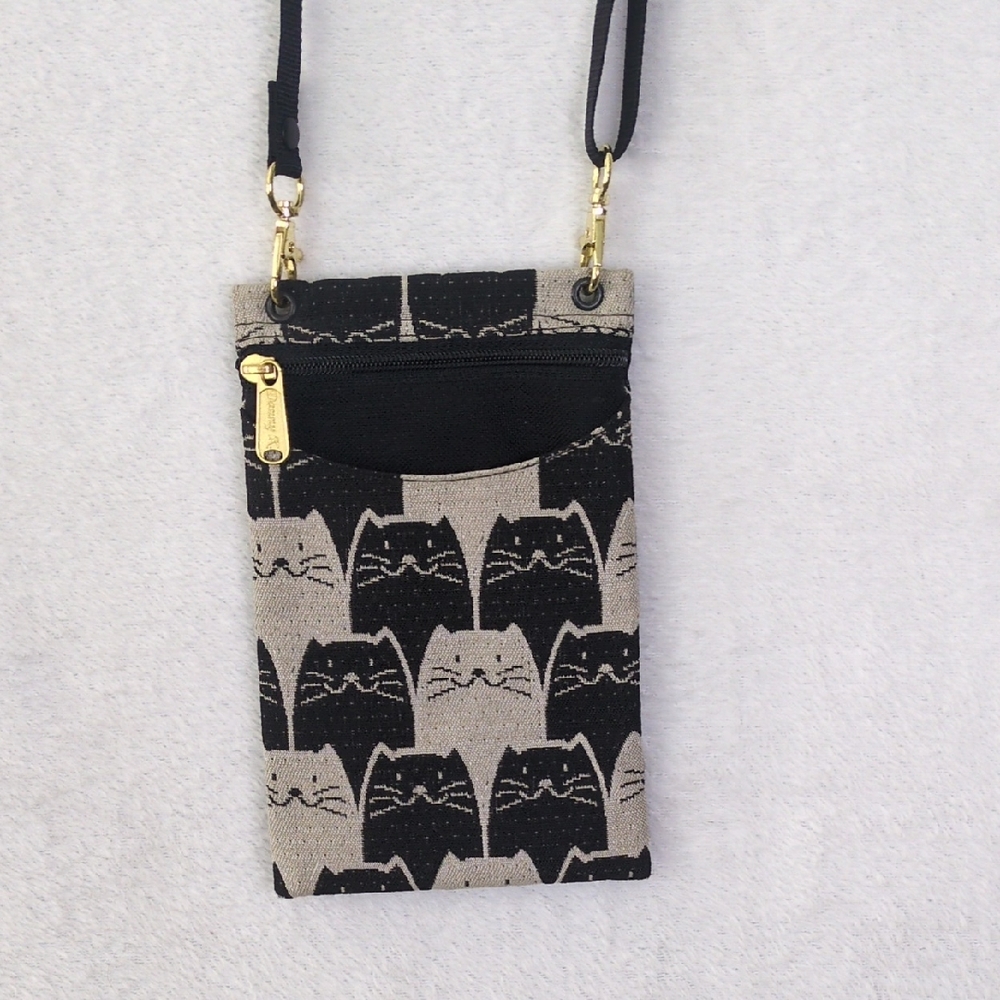 Danny K Becky Cat Meowser Upholstered Crossbody Bag‎